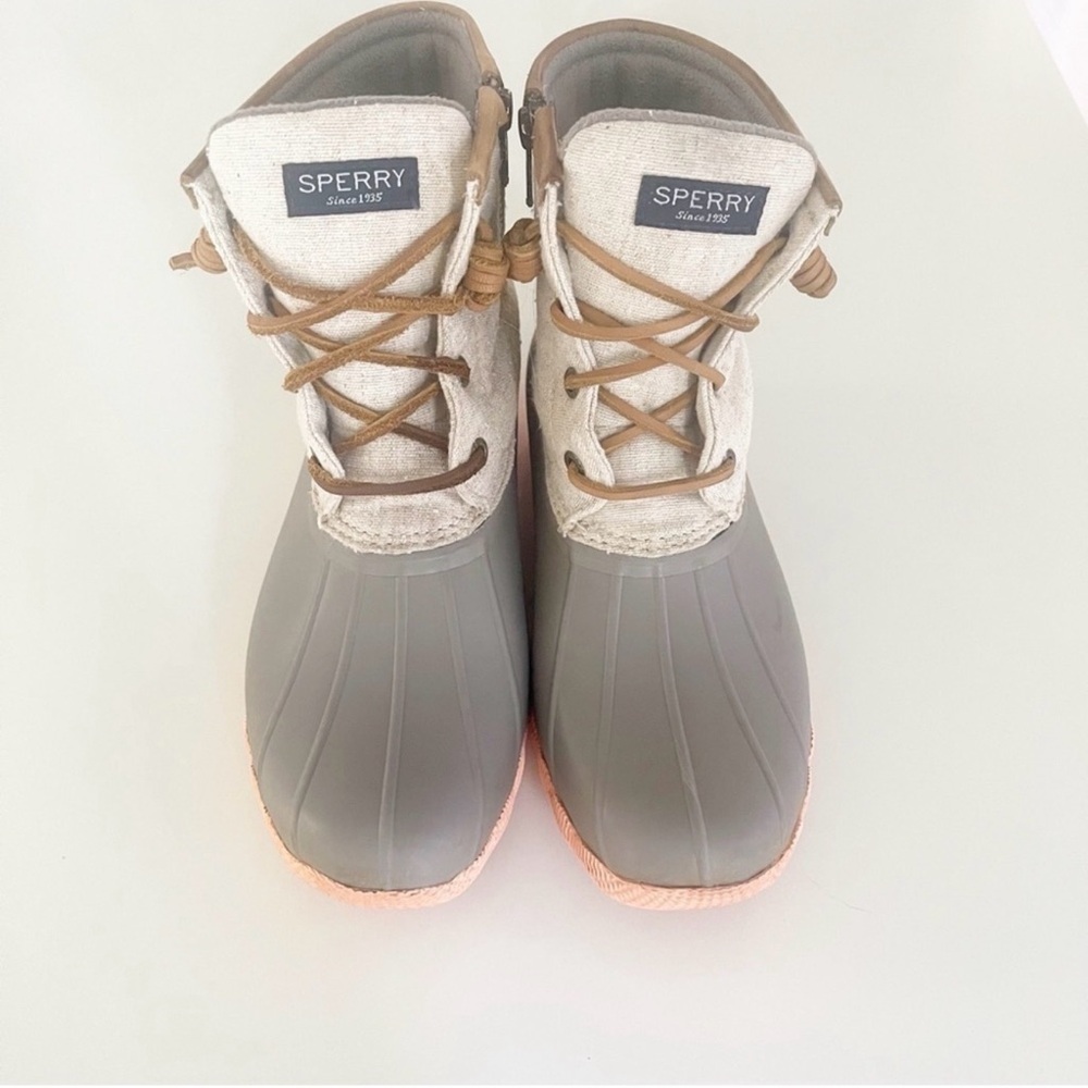 Sperry Women’s Gray Rubber Duck Boots with Cream Upper and Tan Laces